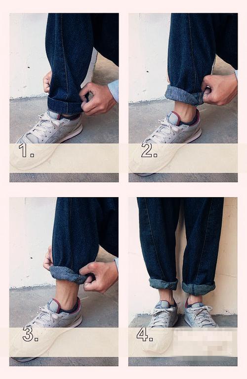 ab折法技巧:先调整裤边,把裤子沿着膝盖往下,捋顺.