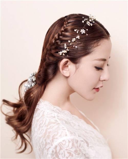 头发别再散着了美哭的编发更招桃花